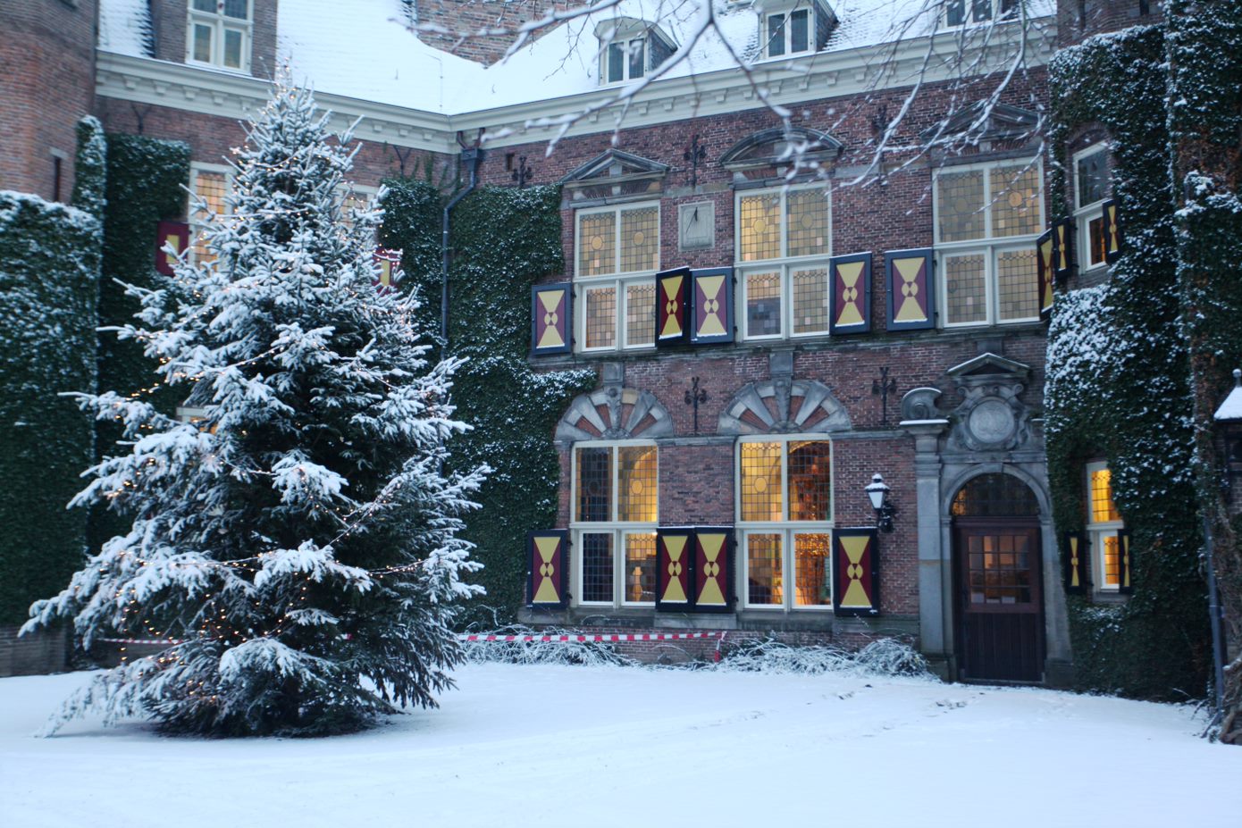 sneeuw foto kasteel