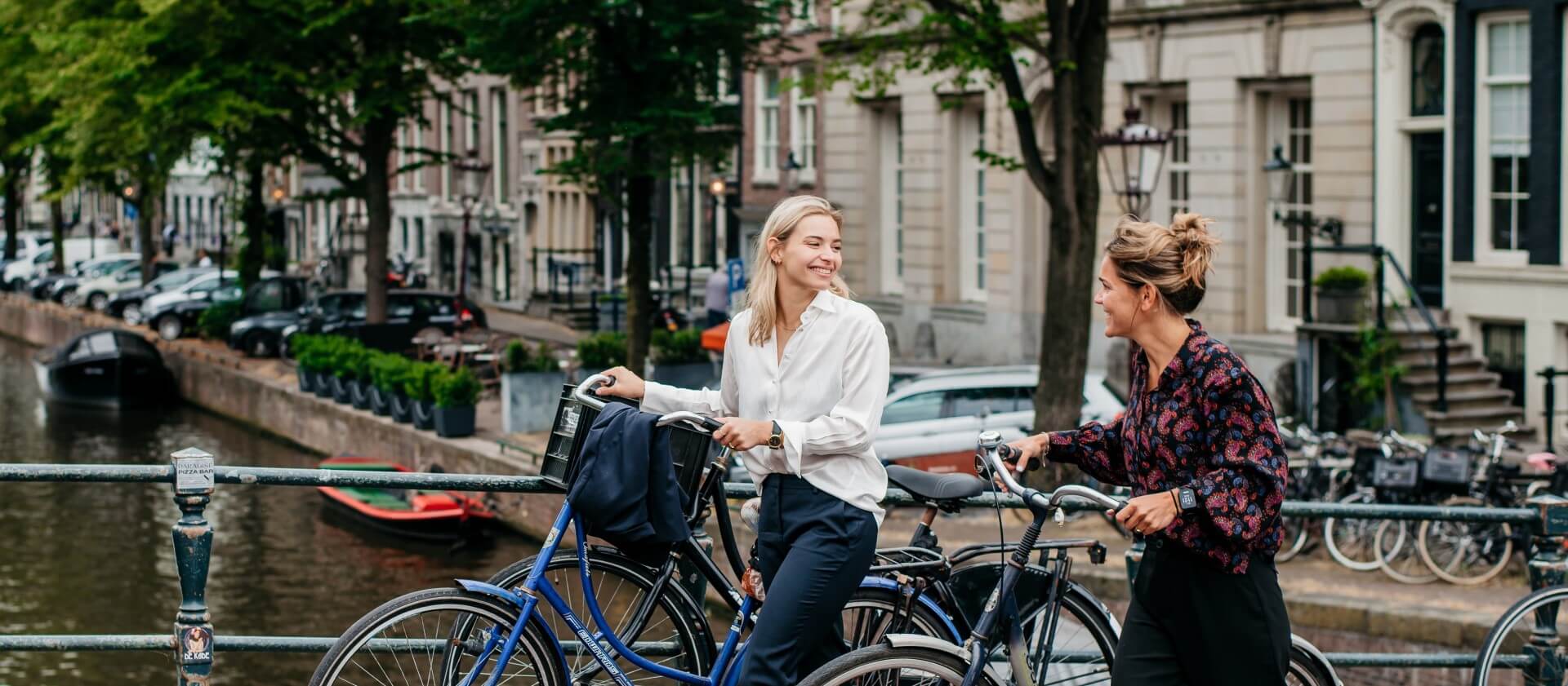 Amsterdam bikes bridge